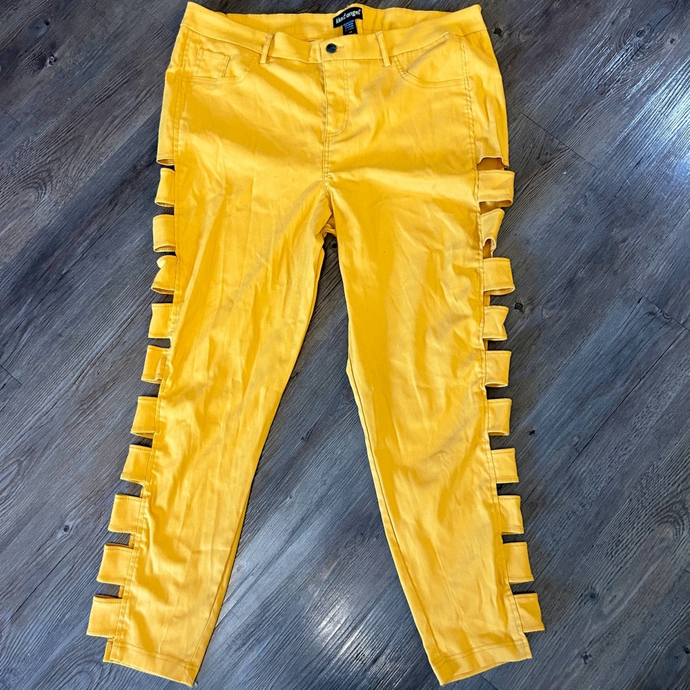 Yellow Cutout Pants 3XL | Sexy Plus-Size Jeans